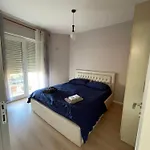 Center Luxury * تيرانا