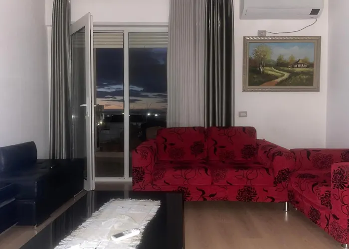 Center Luxury