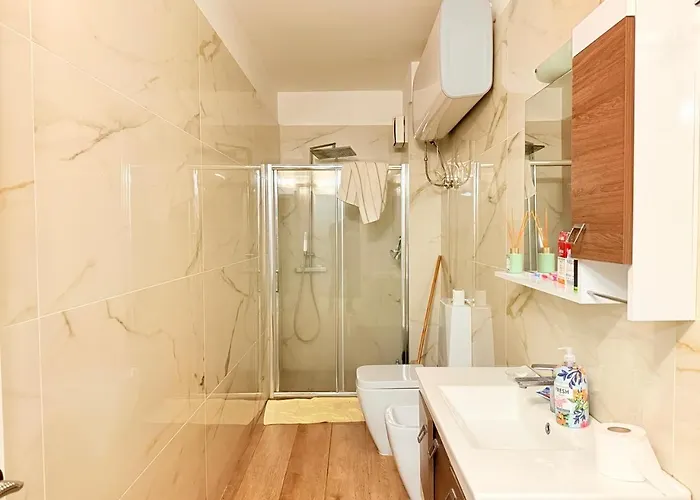 Center Luxury 아파트 티라나