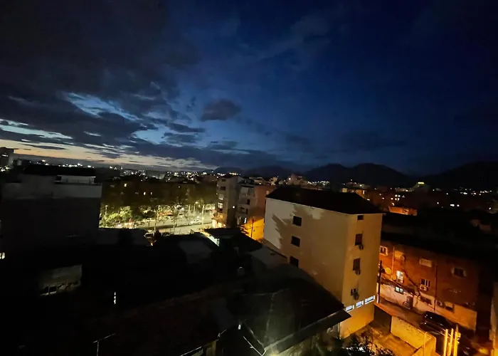 Center Luxury 地拉那