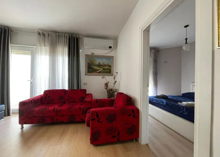 Center Luxury 地拉那